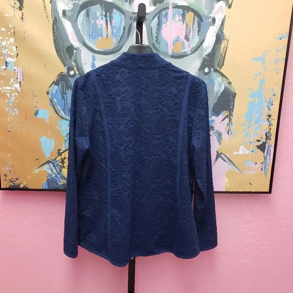 Chico's Zenergy Navy Blue Lace Embellished Zip Front Jacket - Picture 2 of 6